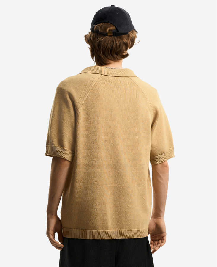 Поло вязаное бежевое