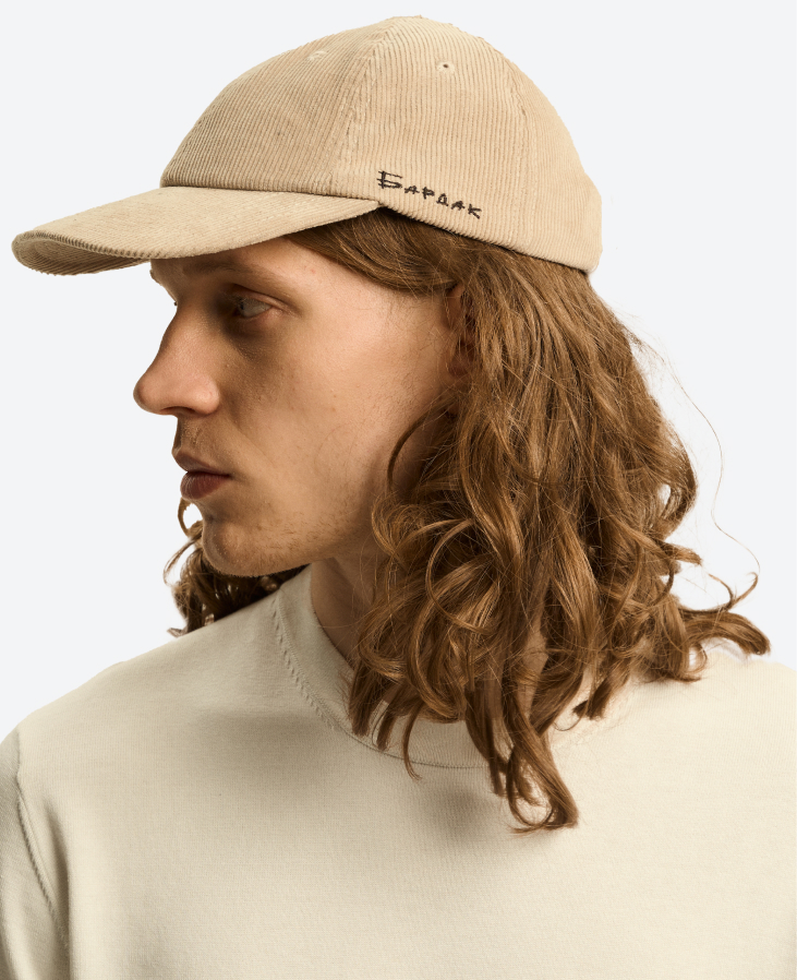 Кепка Le Bardak