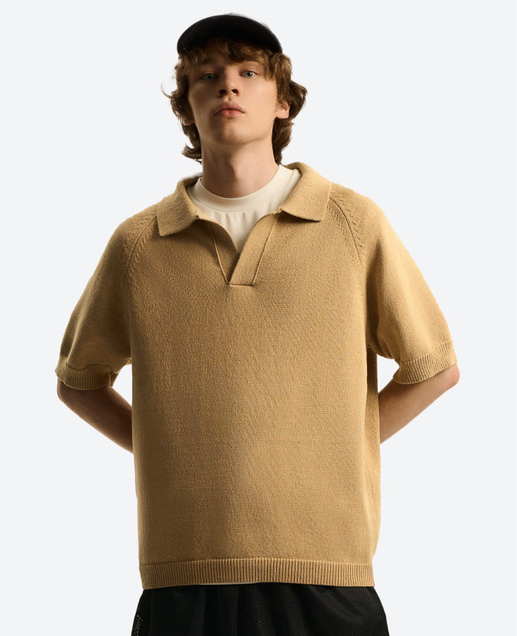 Поло вязаное бежевое