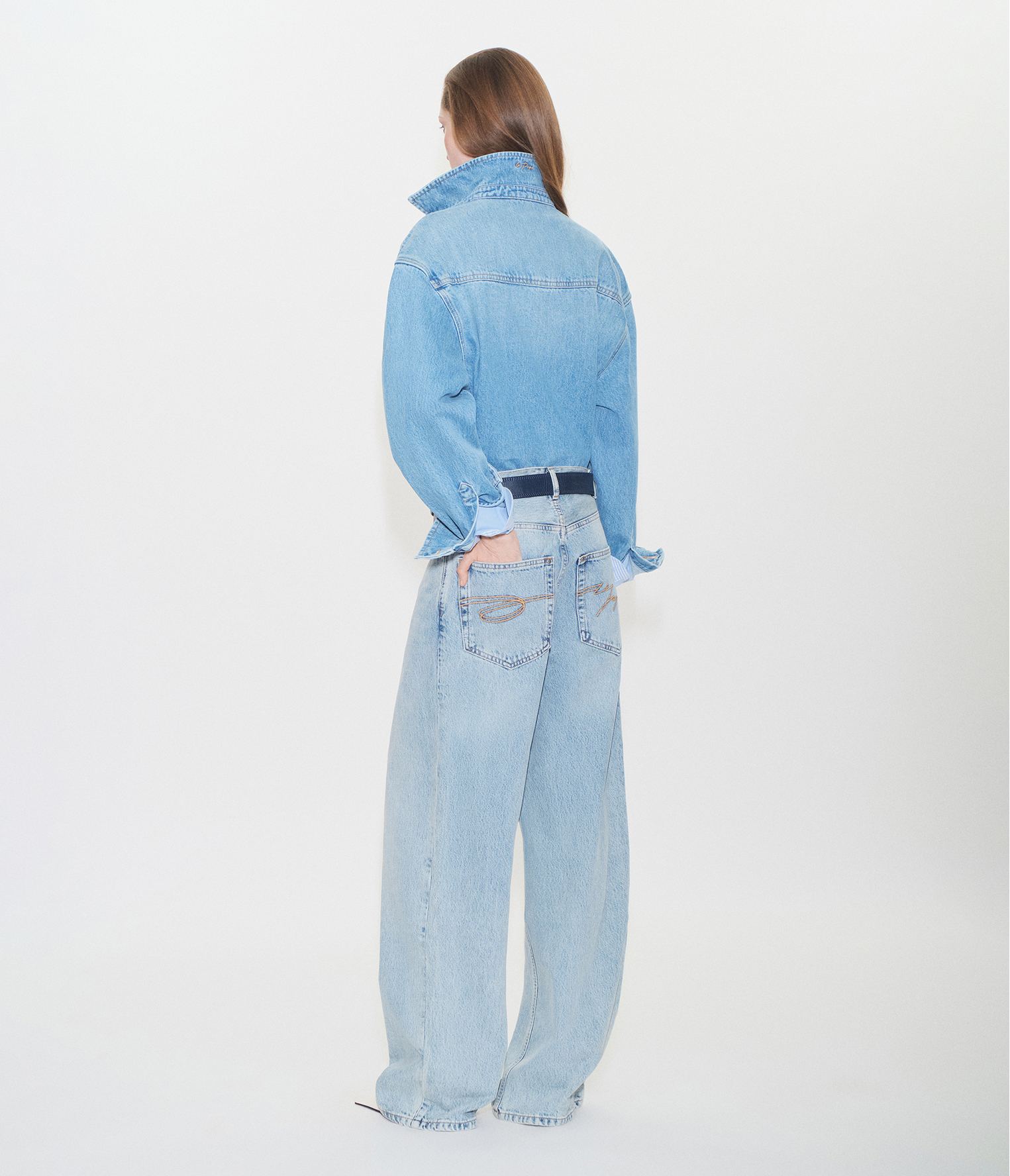 Джинсовая рубашка