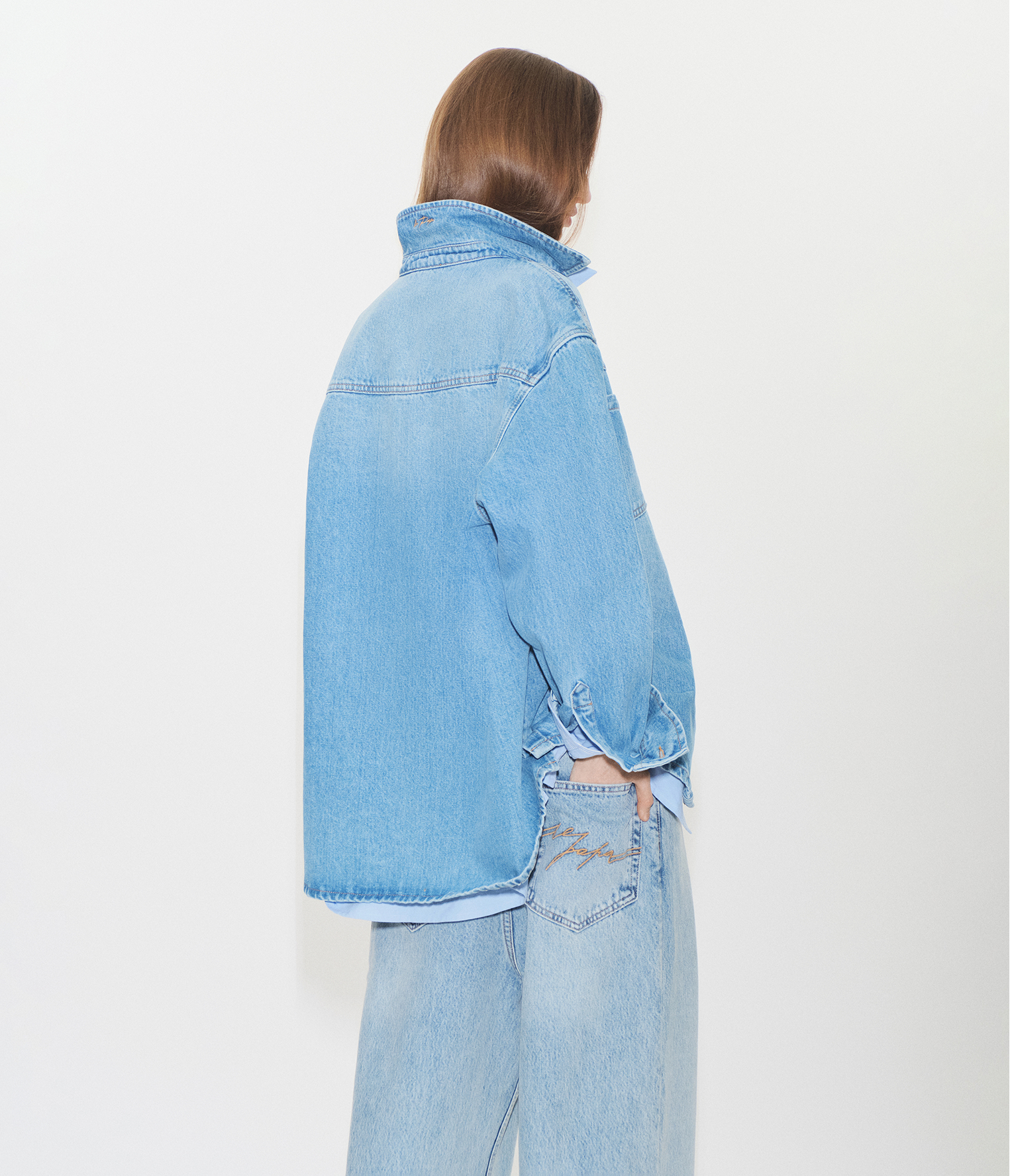 Джинсовая рубашка