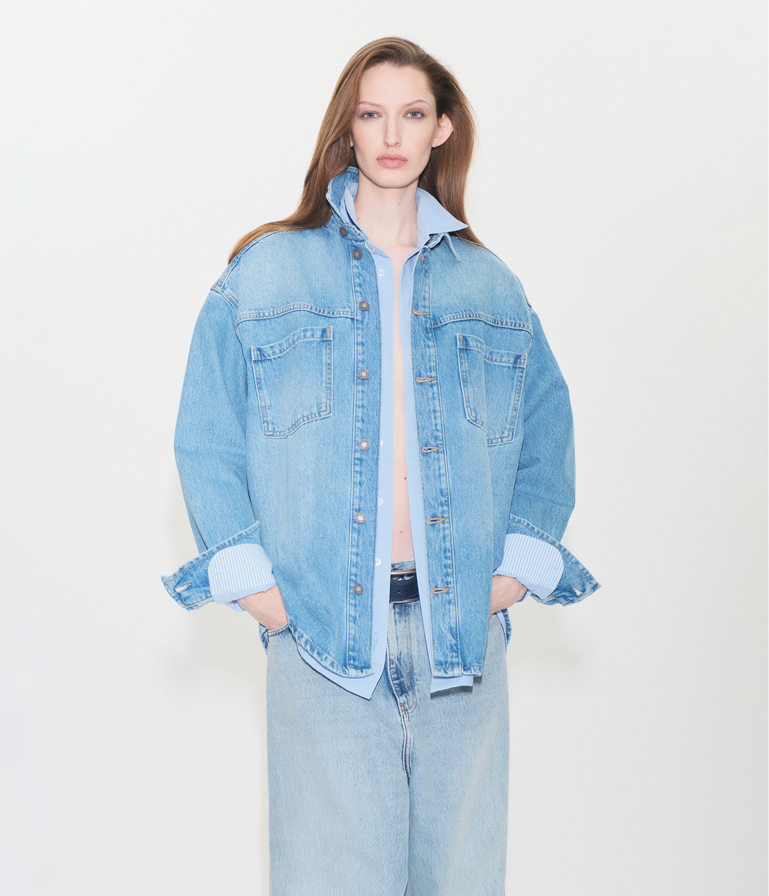 Джинсовая рубашка